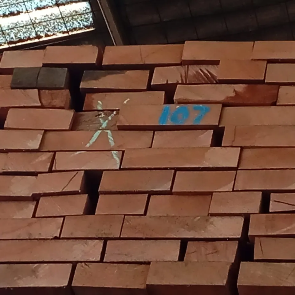 Bodega de CYR Maderas
